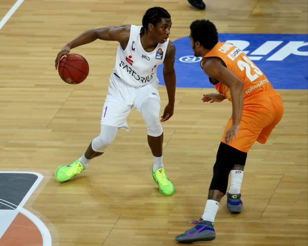 蹇韬和唐创 蹇韬和唐创